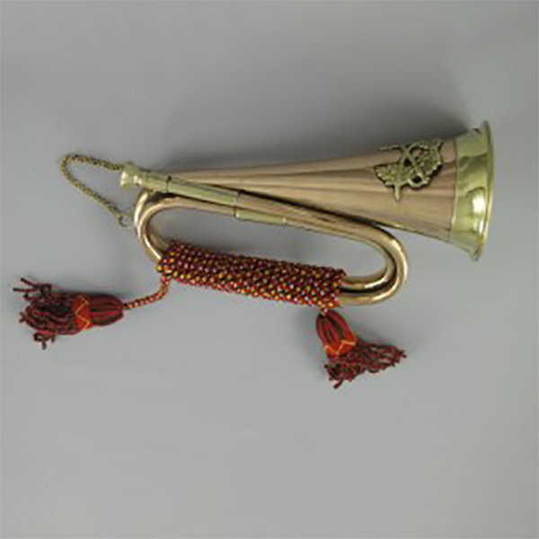 Trumpet with cord copper 28x16x10cm