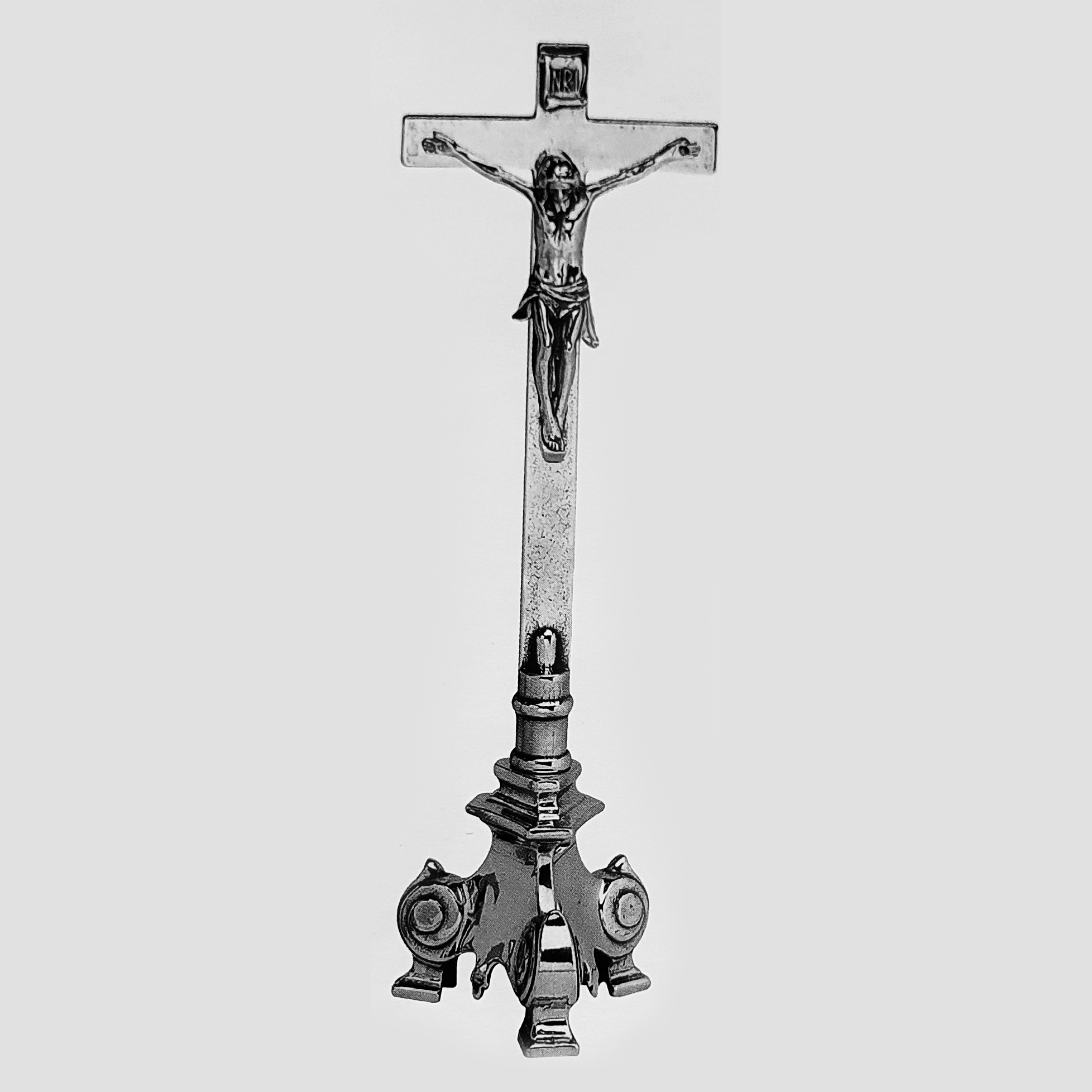 Crucifix on square base ant silver 14x53.5cm